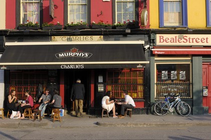 Irlande, Comté de Cork, Cork, pub Charlies