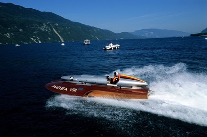 France, Savoie (73), racer de Maserati (bateau à moteur de course) sur le lac du Bourget