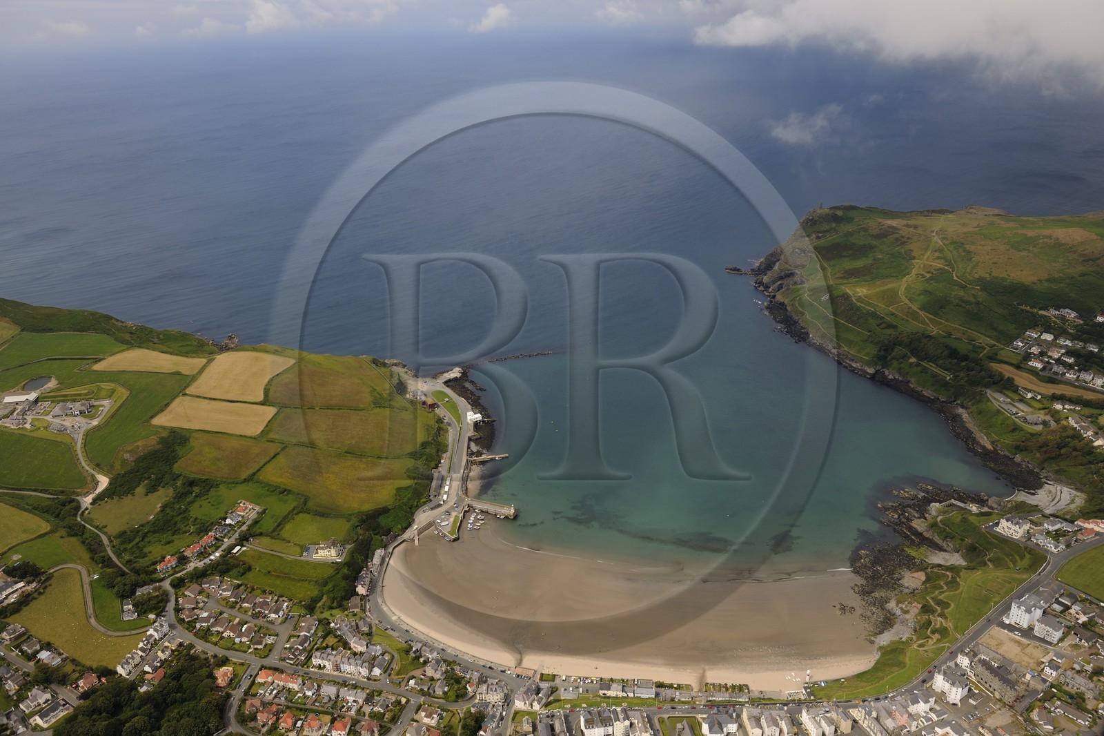 Royaume-Uni, Angleterre, Ile de Man, baie de Port Erin (vue aérienne)