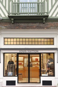France, Calvados, Pays d'Auge, Deauville, luxury shop