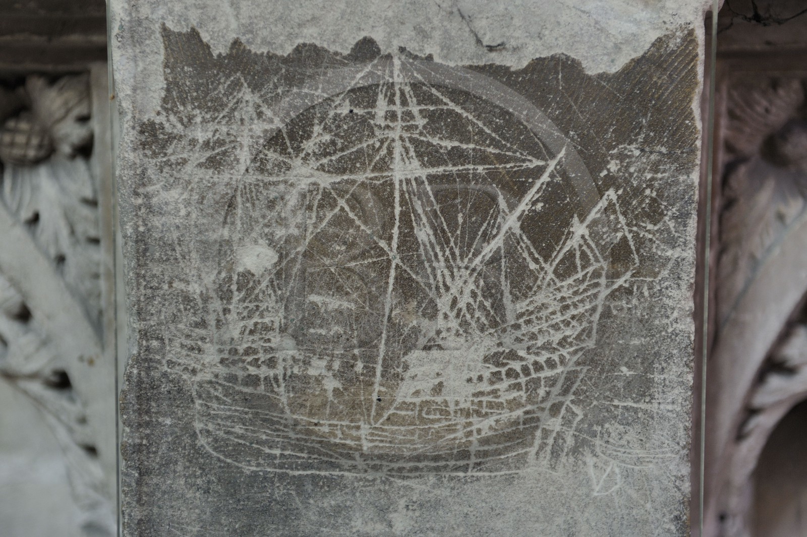 France, Seine-Maritime (76), Dieppe, l'église Saint-Jacques, graffiti d'un navire de fin XVIème siècle