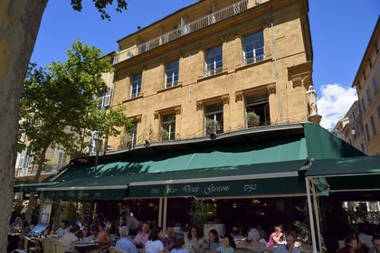 France, Bouches-du-Rhône (13), Aix en Provence, cours Mirabeau, café Les Deux Garçons que fréquenta Paul Cézanne