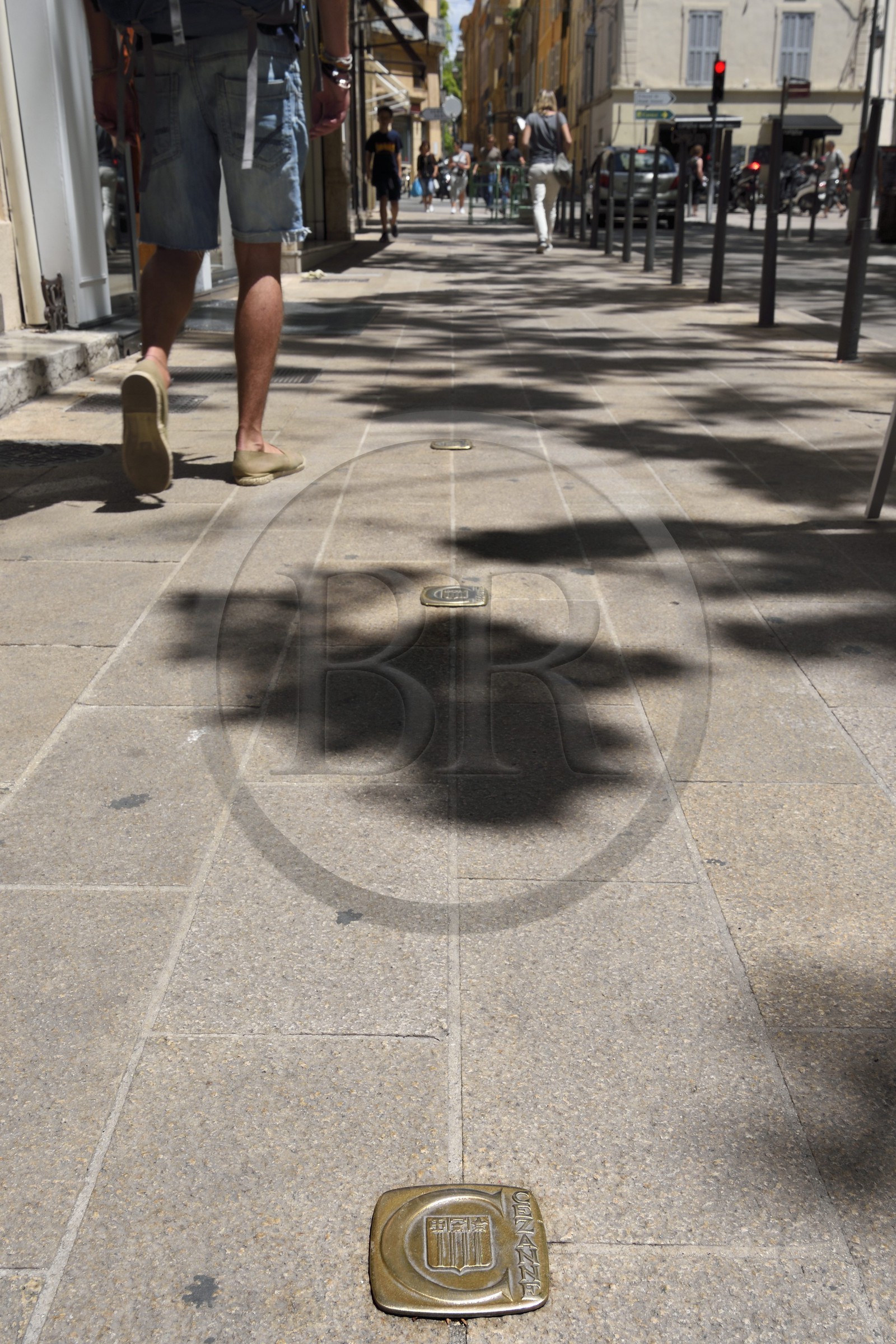 France, Bouches du Rhone, Aix en Provence, Cours Mirabeau, the Paul Cezanne circuit, marking on the ground with nails