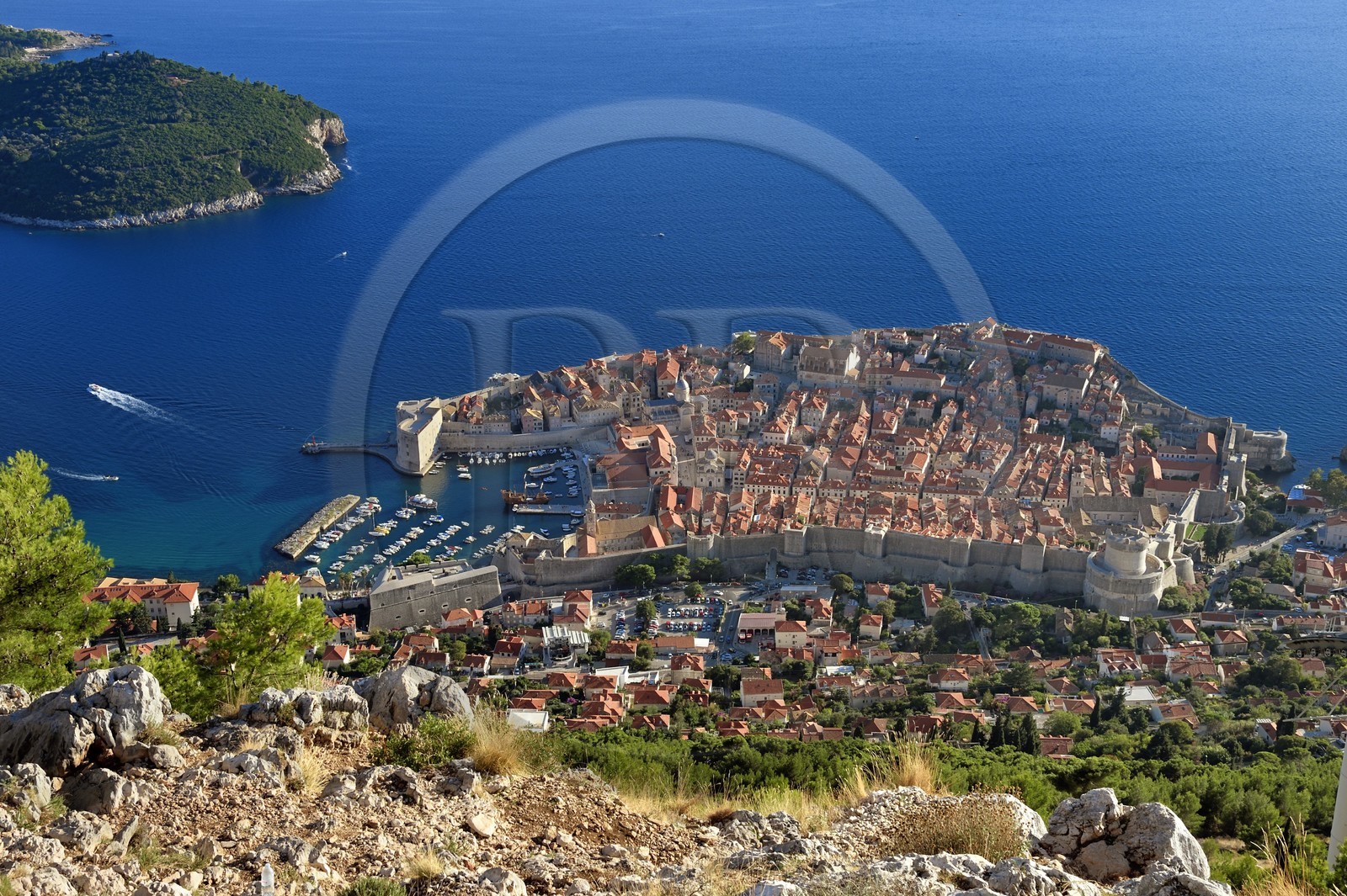 Croatie, Dalmatie, cote dalmate, Dubrovnik, centre historique classé Patrimoine Mondial de l'UNESCO, la vieille ville ceinte de remparts