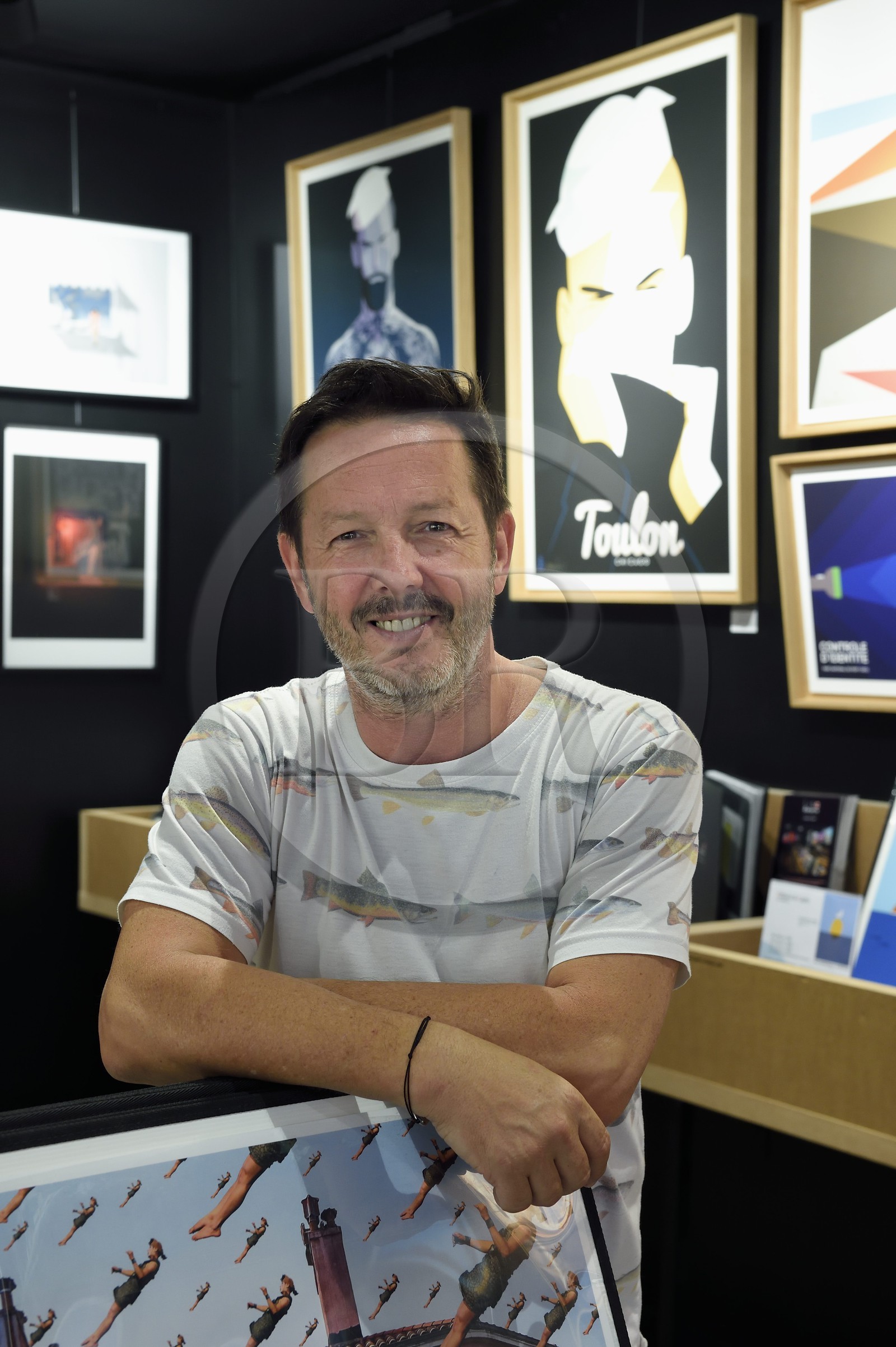 France, Var (83), Toulon, quartier du petit Chicago, Jean-François Ruiz dirige la Galerie Lisa située rue Pierre Semard alias la rue des Arts