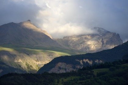 France, Alpes de Haute Provence, Ubaye valley, the Mercantour national Park mountains, the Tete de Sanguinieres and the col de Restefond behind the Lans hamlet east of Jausiers