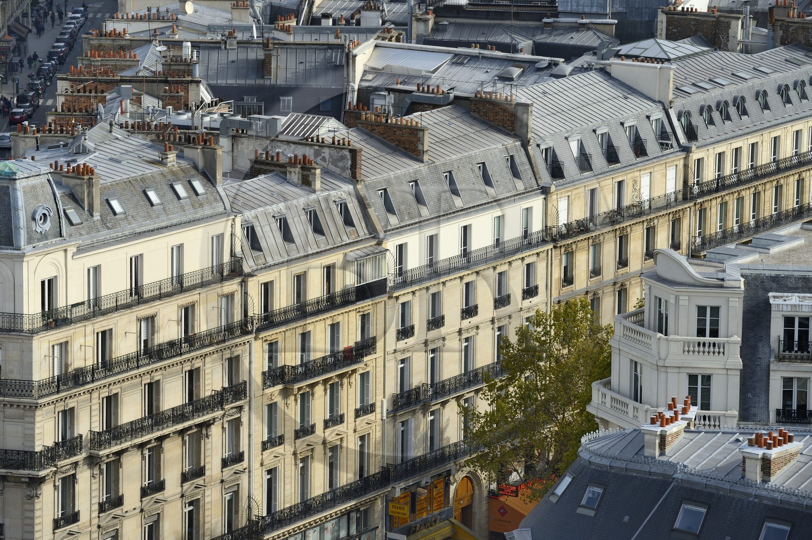 France, Paris (75), immeubles du boulevard Haussmann