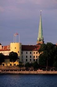 Latvia (Baltic States), Riga, old town listed as World Heritage by UNESCO, the Castle, Museum of Latvian History and the Museum of Foreign Art on Daugava River banks