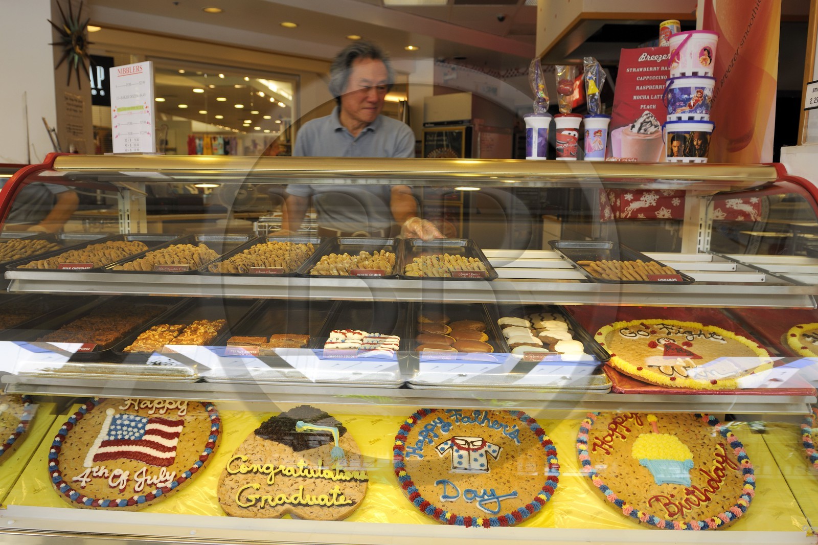 Etats-Unis, Californie, banlieu de San Francisco, centre commerciale de Hillsdale mall, cookies géant