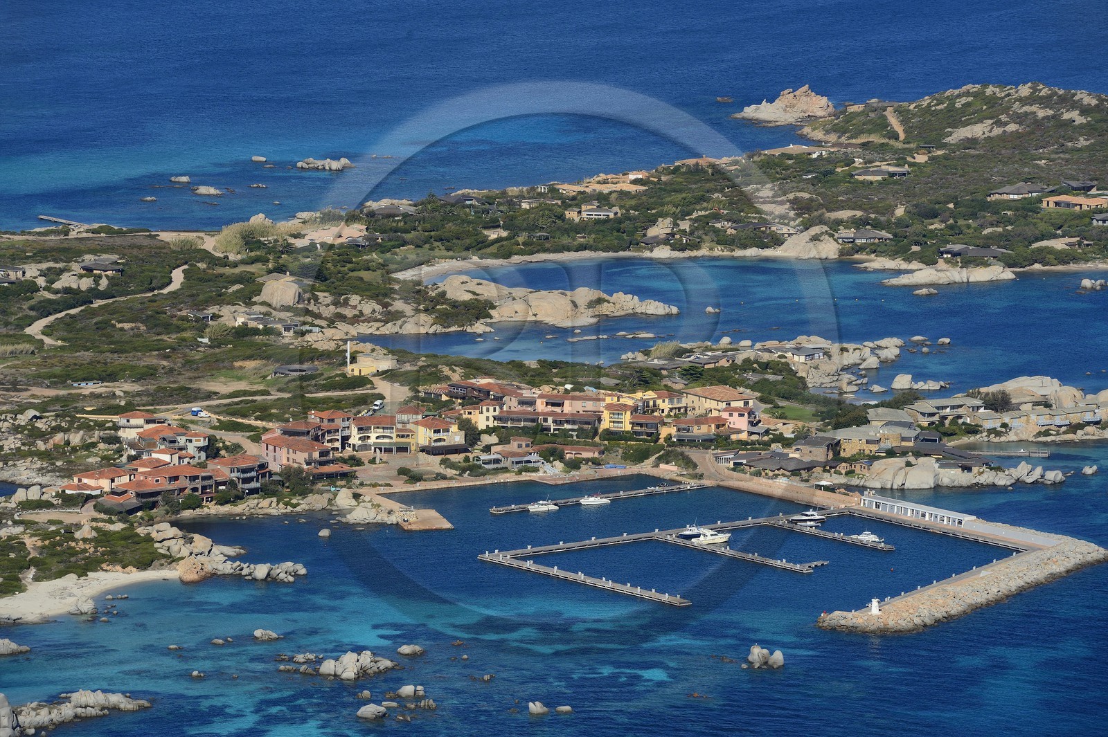 France, Corse-du-Sud (2A), Bonifacio, Ile Cavallo (vue aérienne)