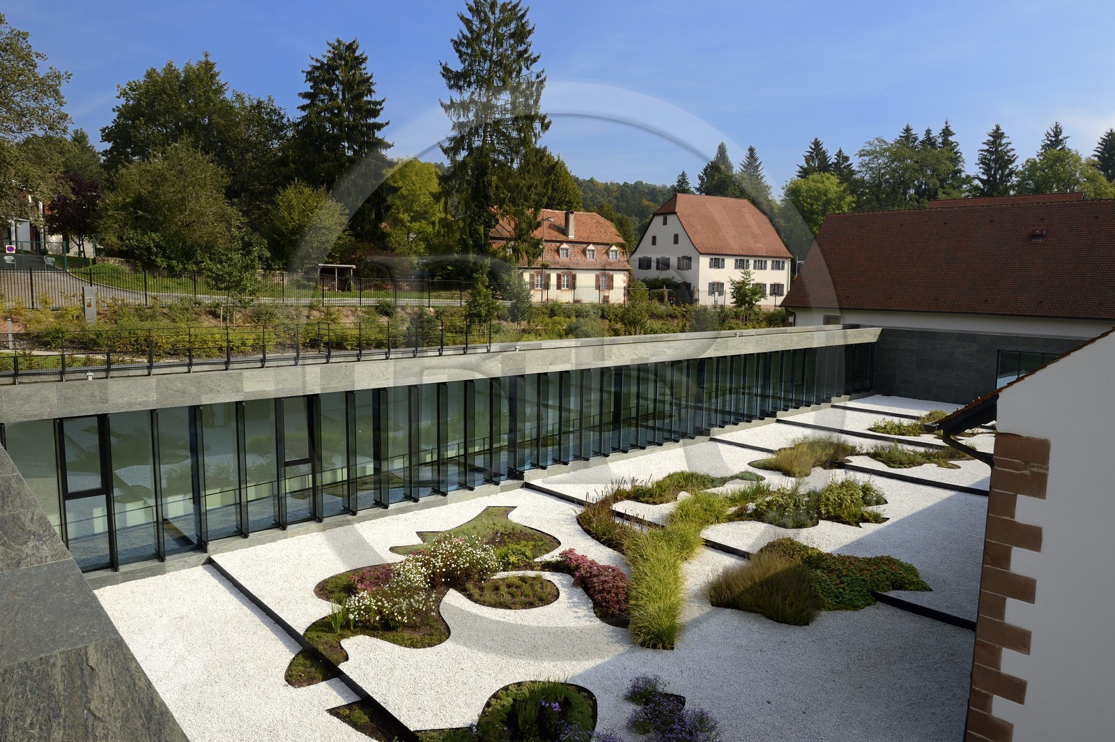 France, Bas-Rhin (67), Wingen-sur-Moder, le musée Lalique, le jardin