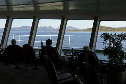 Norvège, Nordland, iles des Westeralen, l'express cotier Hurtigruten à Stokmarknes