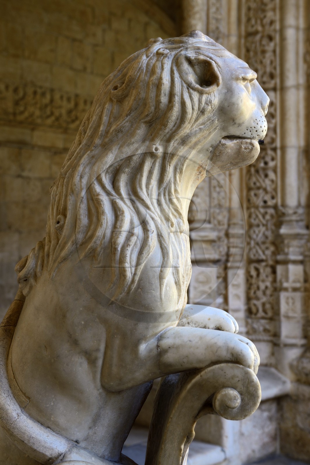 Portugal, Lisbonne, Bélem, Monastere des Hiéronymites (Mosteiro dos Jerónimos), classé Patrimoine Mondial de l'UNESCO, la fontaine du lion dans le cloitre