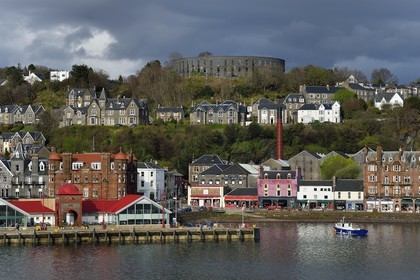 United Kingdom, Scotland, Highland, Argyll and Bute, Oban, the port and whiskey distillery