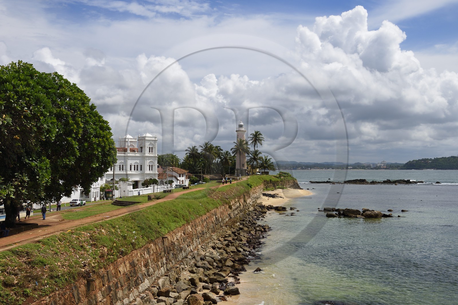 Sri Lanka, Province du Sud, Fort de Galle, classé Patrimoine Mondial de l'UNESCO, la mosquée Meera et le phare