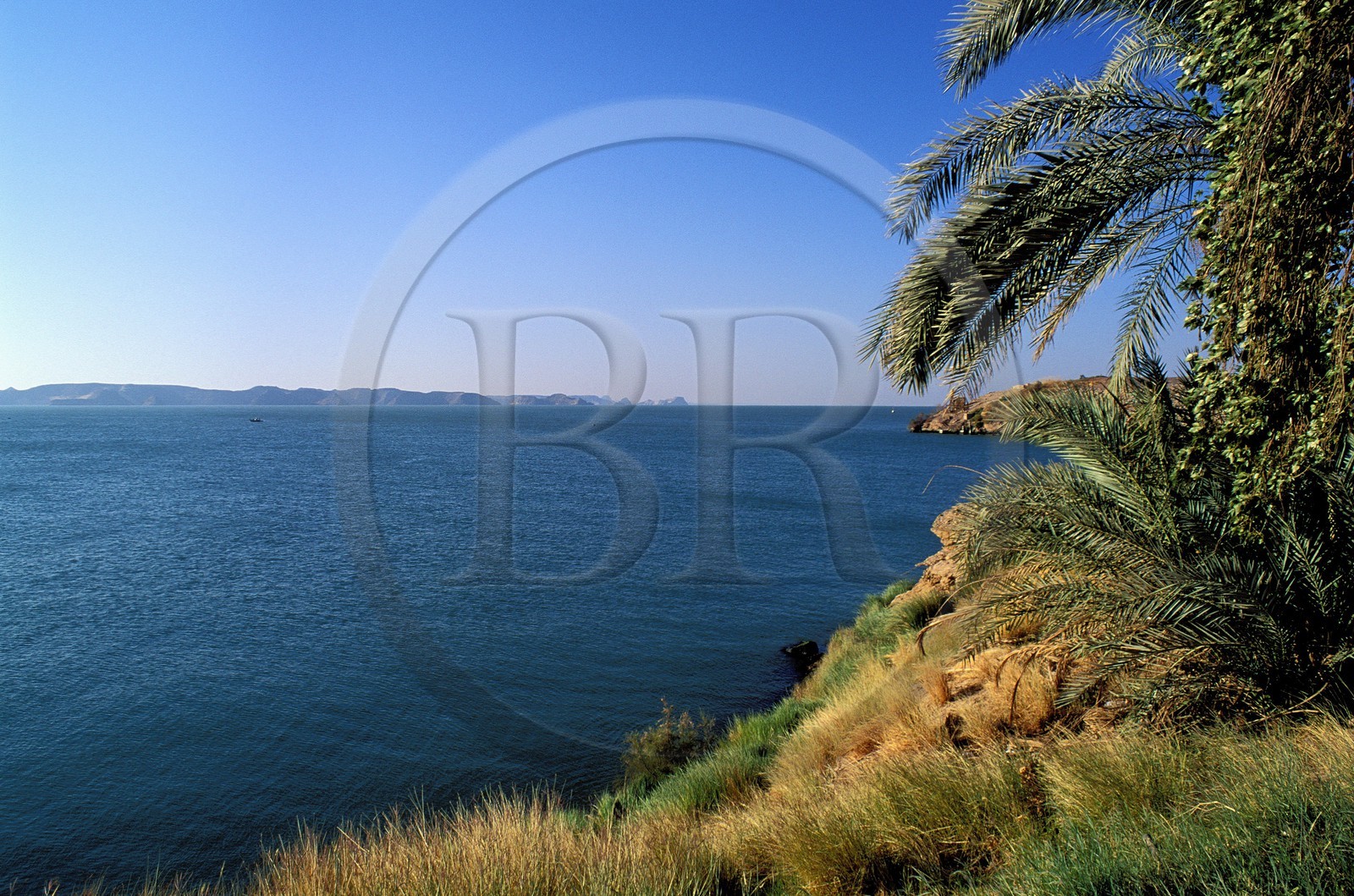 Égypte, Nubie, Abou Simbel. le Lac Nasser vu depuis les temples
