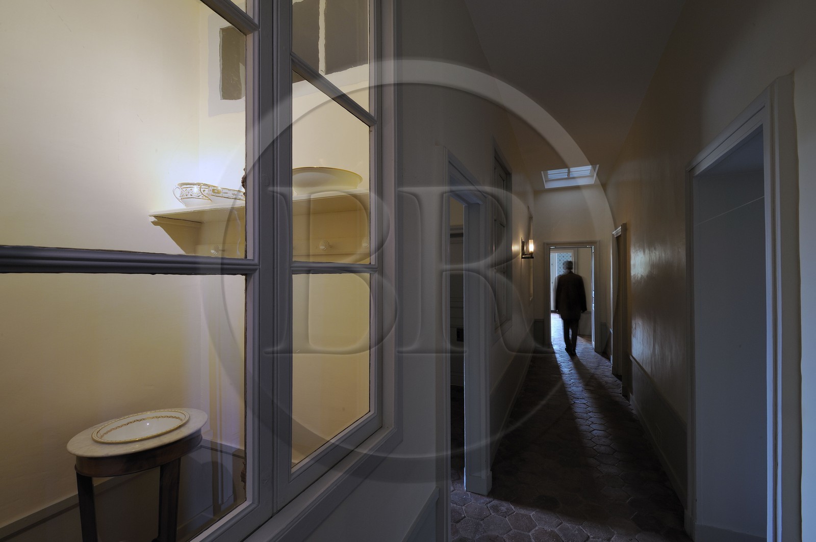 France, Yvelines, Chateau de Versailles, listed as World Heritage by UNESCO, Domaine de Marie Antoinette, the Petit Trianon, corridor on the second floor