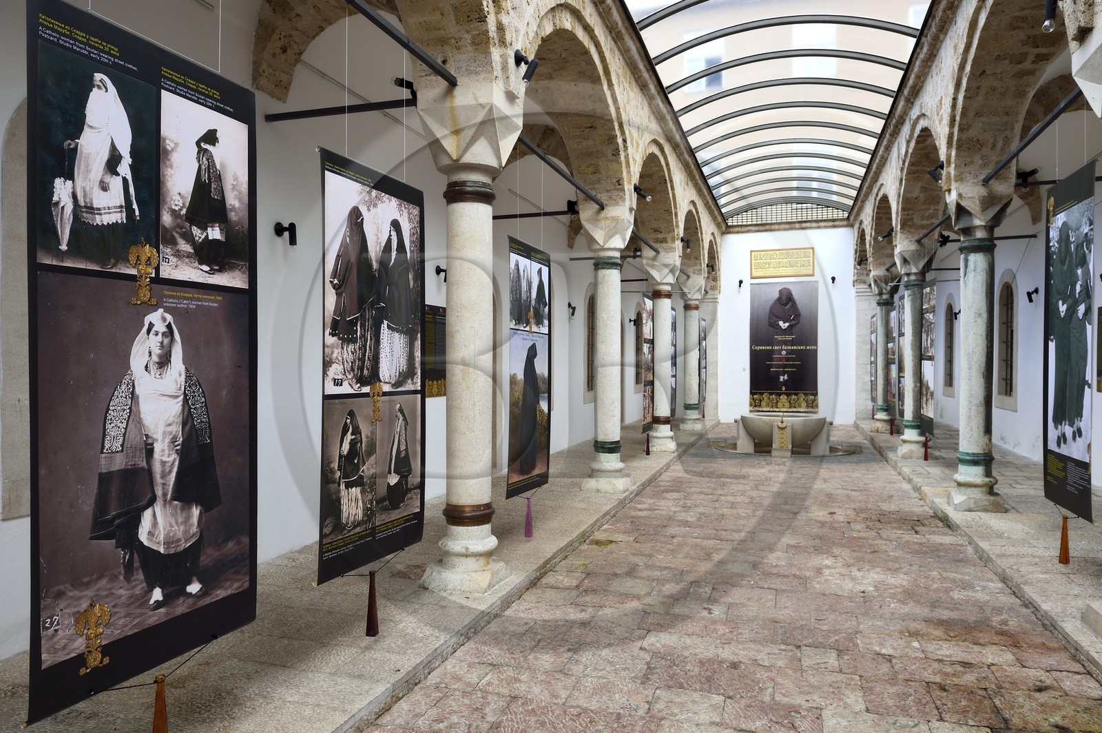 Bosnia and Herzegovina, Sarajevo, Bascarsija district in the old town, photo exhibition of women from Bosnia in Gazi Husrev-Bey’s Hanikah