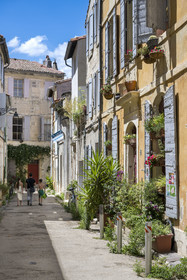 France, Bouches-du-Rhône (13), Arles, rue Laurent Bonnement dans le quartier de la Roquette