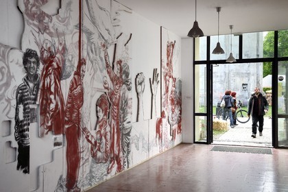 France, Haut-Rhin (68), Husseren-Wesserling, parc de Wesserling, batiment des ateliers lofts d'artistes