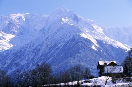 France, Haute Savoie, Saint Gervais les Bains, chalet in front of the Mont Blanc