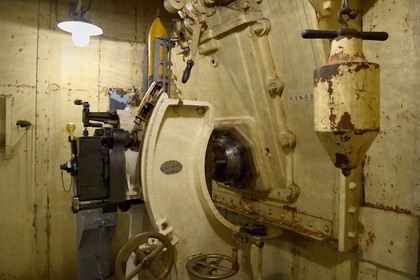 France, Moselle (57), Veckring, Ligne Maginot, forteresse du Hackenberg, chambre de tir d'artillerie, canon de 135