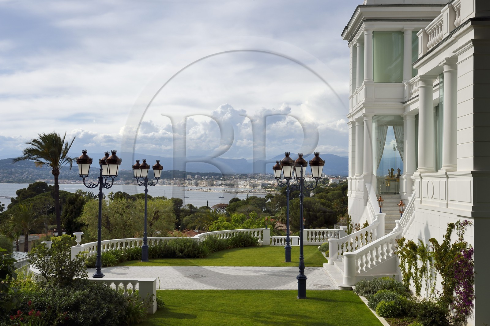 France, Alpes-Maritimes (06), Antibes, Cap d'Antibes, Villa Les Chênes Verts où séjourna Jules Verne, elle domine le Golfe Juan