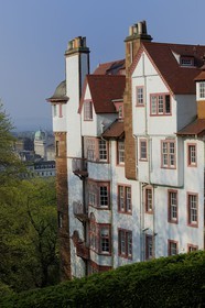 Royaume-Uni, Ecosse, Edimbourg, maison sur l'esplanade du château