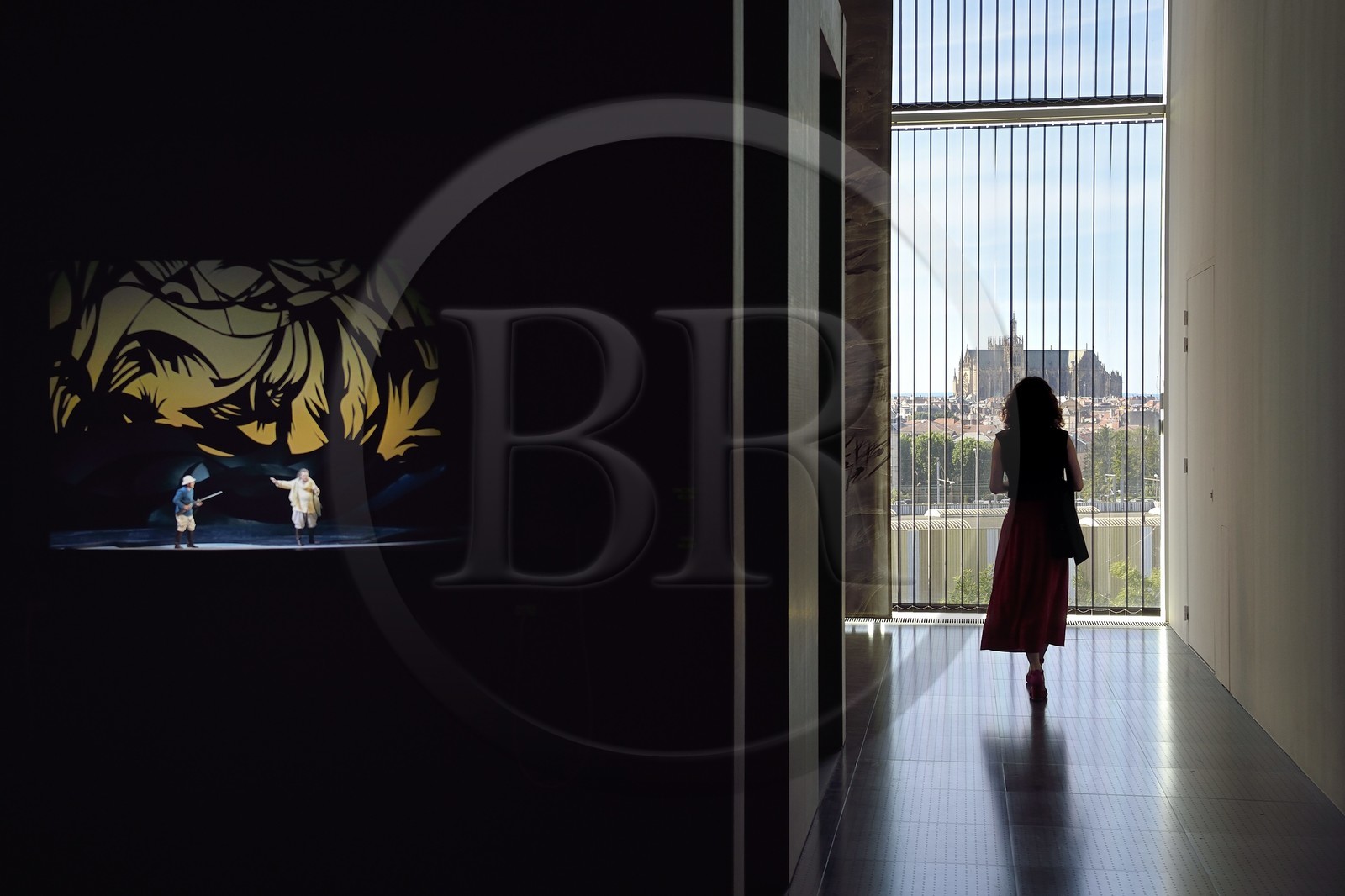 France, Moselle, Metz, Amphitheatre district, Centre Pompidou Metz, art center designed by architects Shigeru Ban and Jean de Gastines, view over Metz from Gallery 3