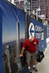 Etats-Unis, New-York, Manhattan, reconstruction du site de Ground Zero avec le One World Trade Center (Freedom Tower)