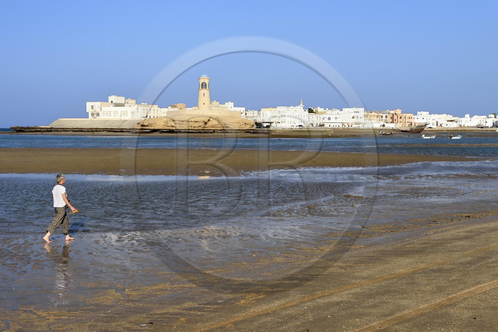 Sultanat d'Oman, gouvernorat de Ash Sharqiyah, ville et port de Sour, le vieux quartier de pêcheurs de Al Ayjah et son phare