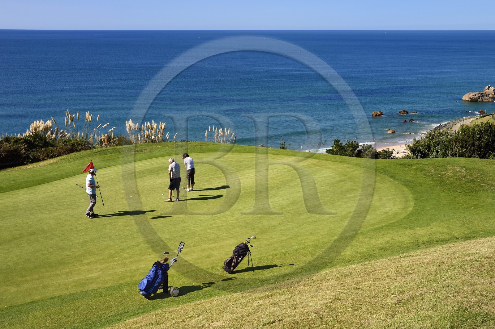 France, Pyrenees Atlantiques, Basque Country, Biarritz, golfers on the Ilbarritz golf course