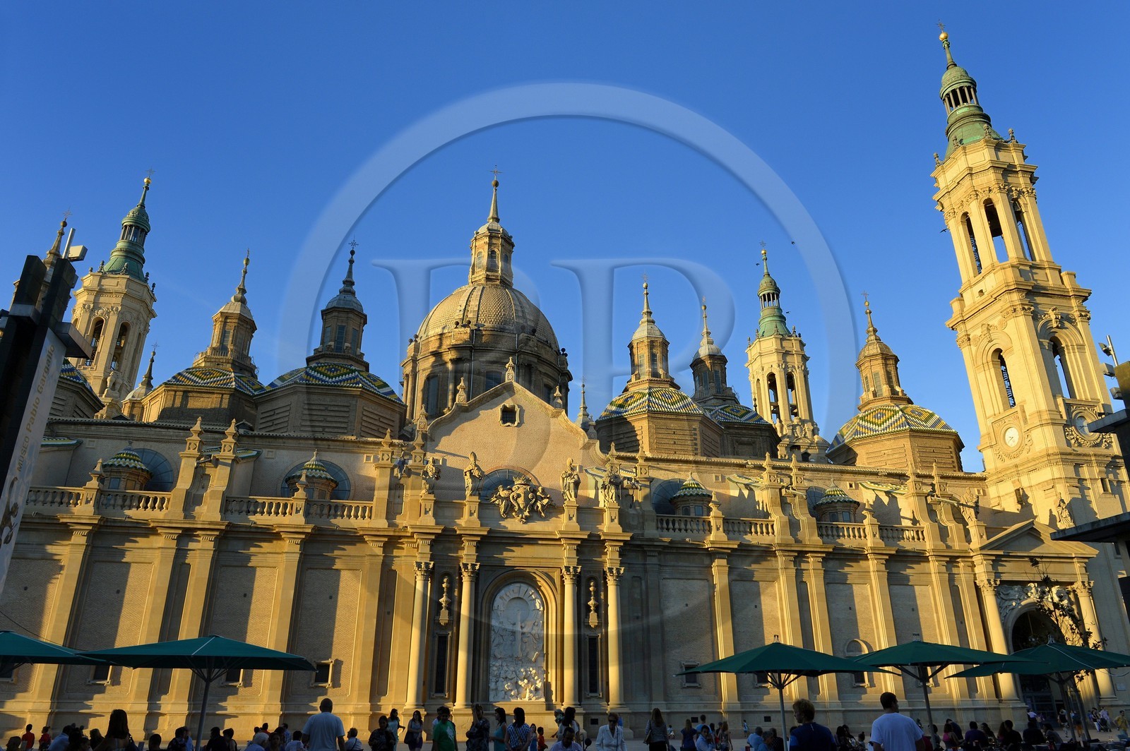 Spain, Aragon, Zaragoza, Plaza del Pilar, Basilica del Pilar (Our Lady of Pilar)