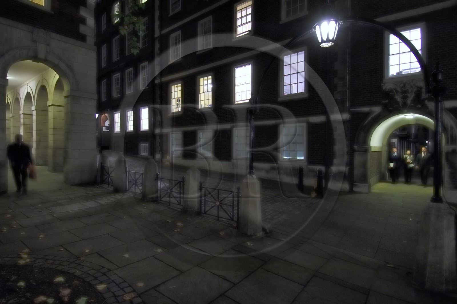 Royaume-Uni, Angleterre, Londres, portail dans le quartier de Temple Church