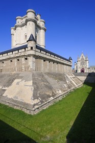 France, Val-de-Marne (94), Vincennes, le château de Vincennes, le donjon et la Sainte Chapelle