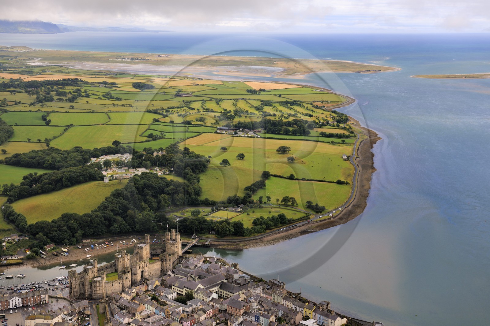 United Kingdom, England, Wales, Caernarfon, castle of the XIII century built by Edward I of England (aerial view)