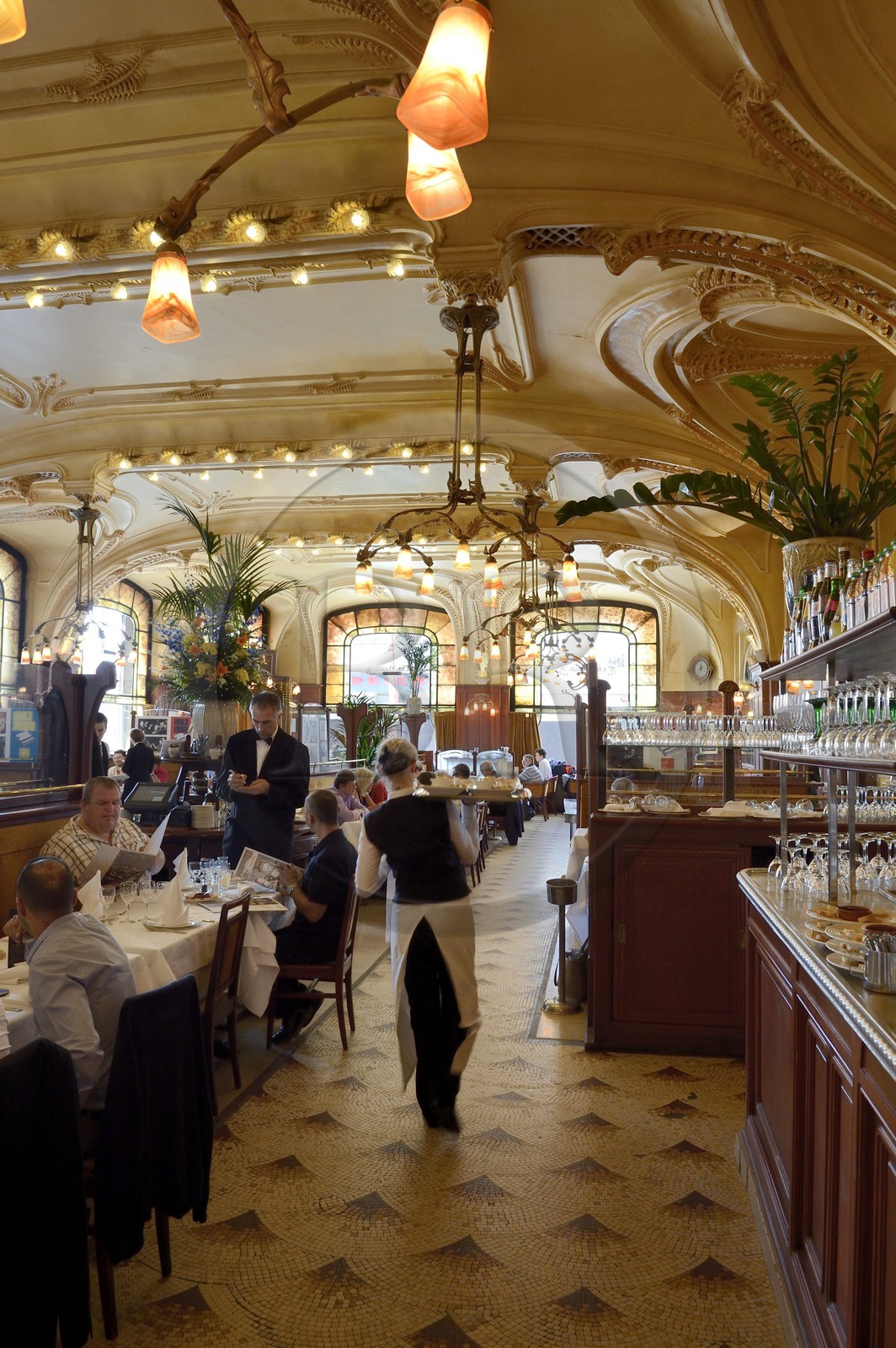 France, Meurthe-et-Moselle, Nancy, Brasserie Flo Excelsior built in 1910, Art Nouveau