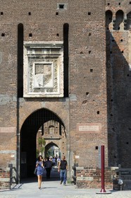 Italy, Lombardy, Milan, Castello Sforzesco (Sforza Castle), built in the 15th century by Duke of Milan Francesco Sforza, Torre del Filarete, tower built by architect Antonio di Pietro Averlino (or Averulino) also known as Filarete