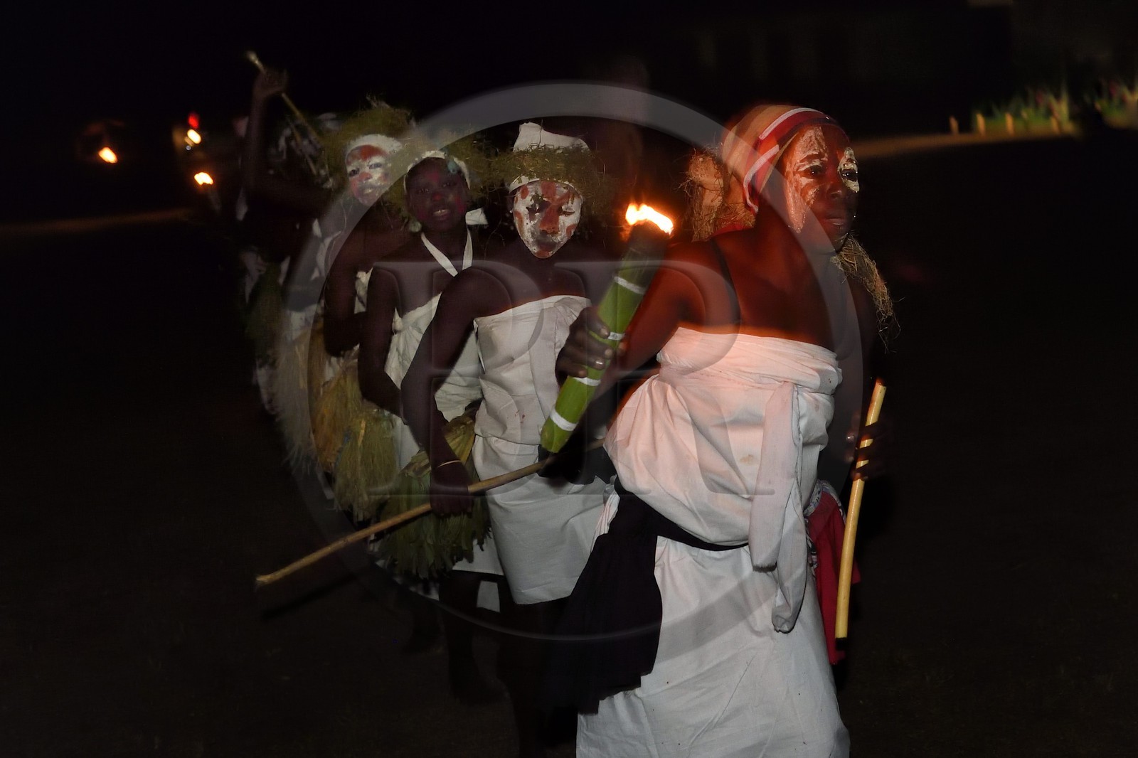 Gabon, province de Ogooué- Maritime, Omboué, région du Loango, danses traditionnelles Nkomi (Myènè)