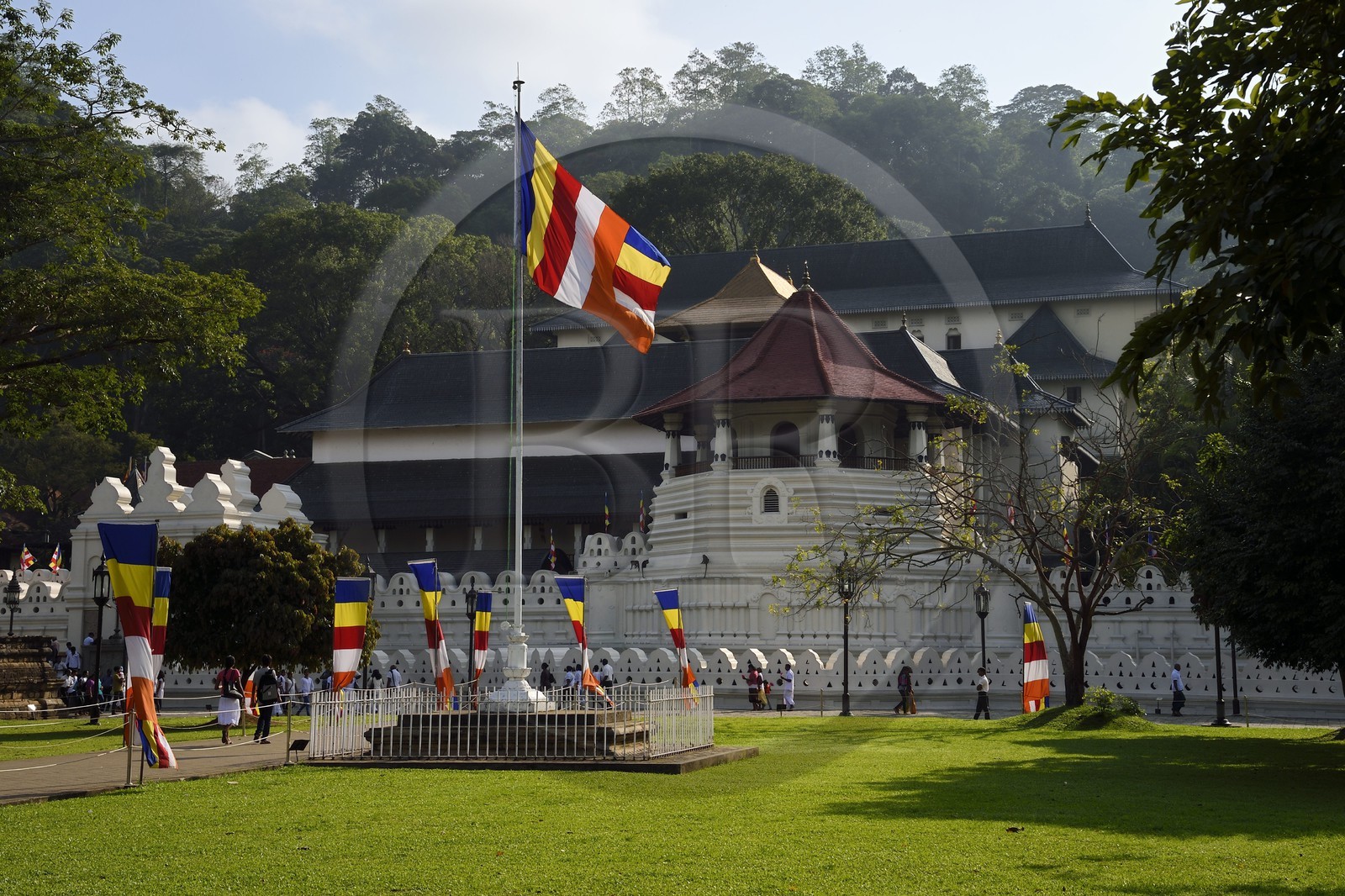 Sri Lanka, province du centre, Kandy, ville sacrée classée patrimoine mondial de l'UNESCO, Temple de la Dent de Bouddha (Sri Dalada Maligawa)