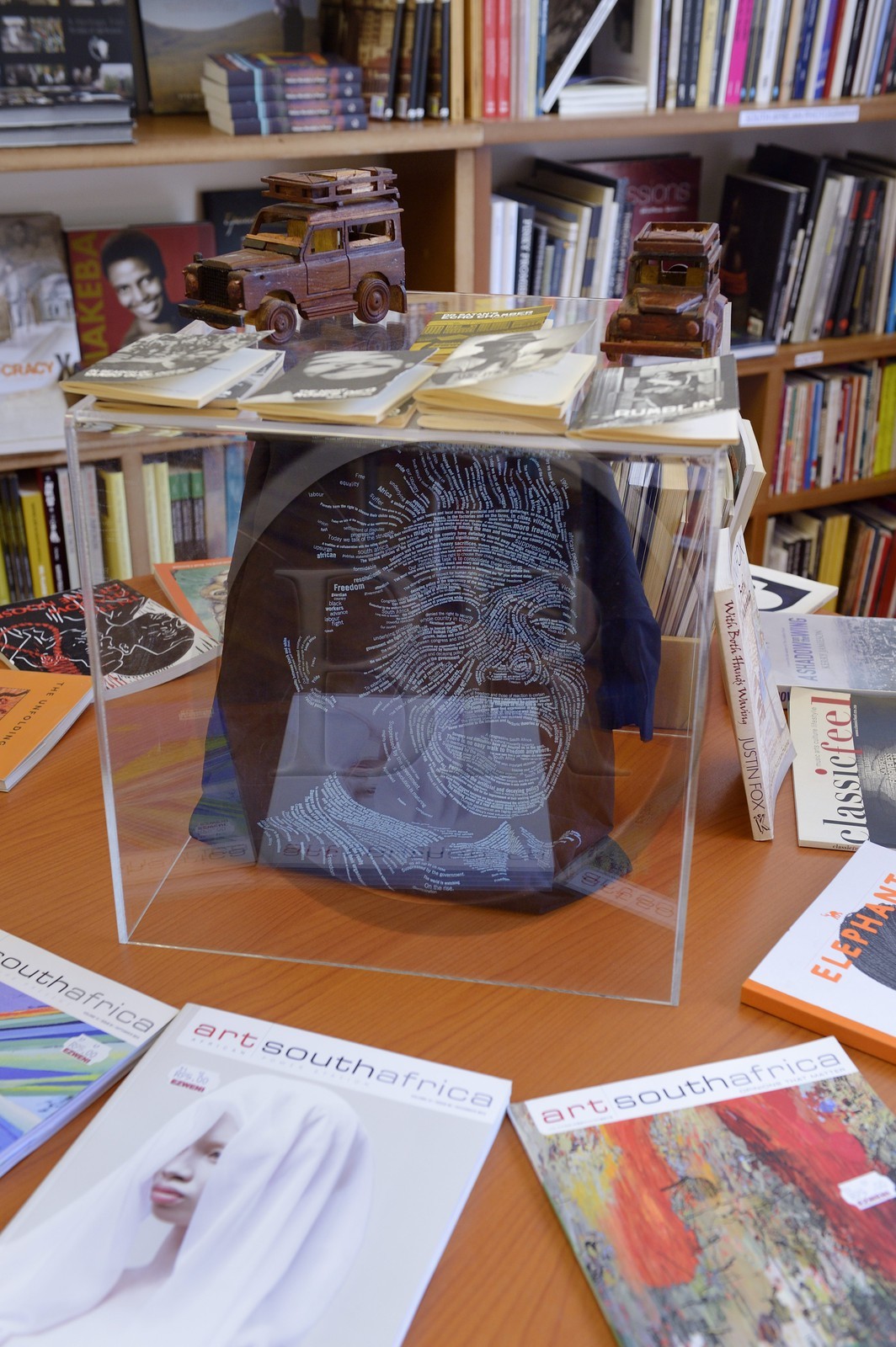 Afrique du Sud, province de Gauteng, Johannesburg, quartier de Maboneng, Arts on Main, lieu culturel dans un ancien entrepôt rénové qui a été construit à l'origine en 1911, mélangeant galeries d'art, librairies, restaurants et boutiques à la mode