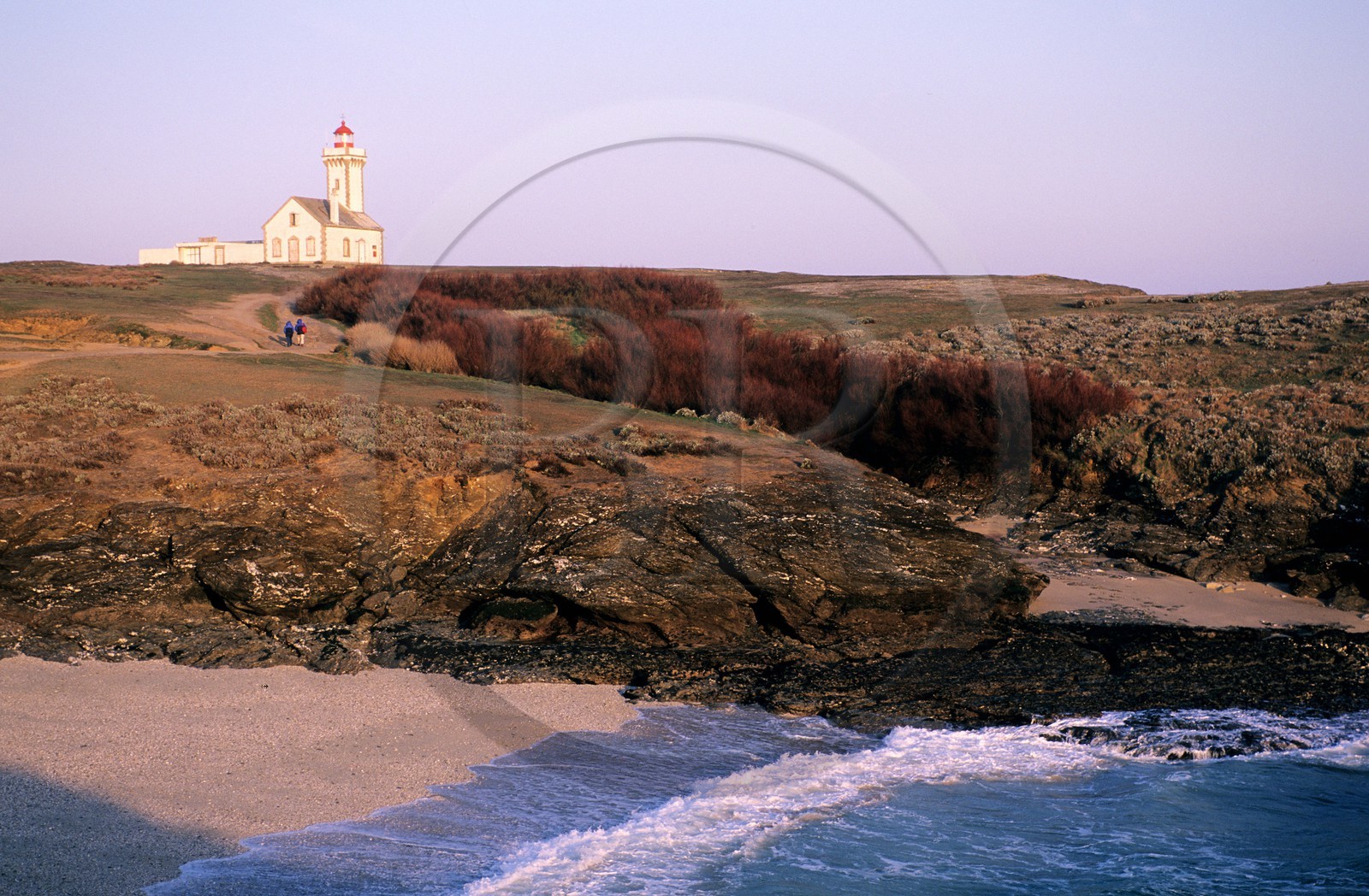 France, Morbihan (56), Belle-Ile, phare et plage de la Pointe des poulains