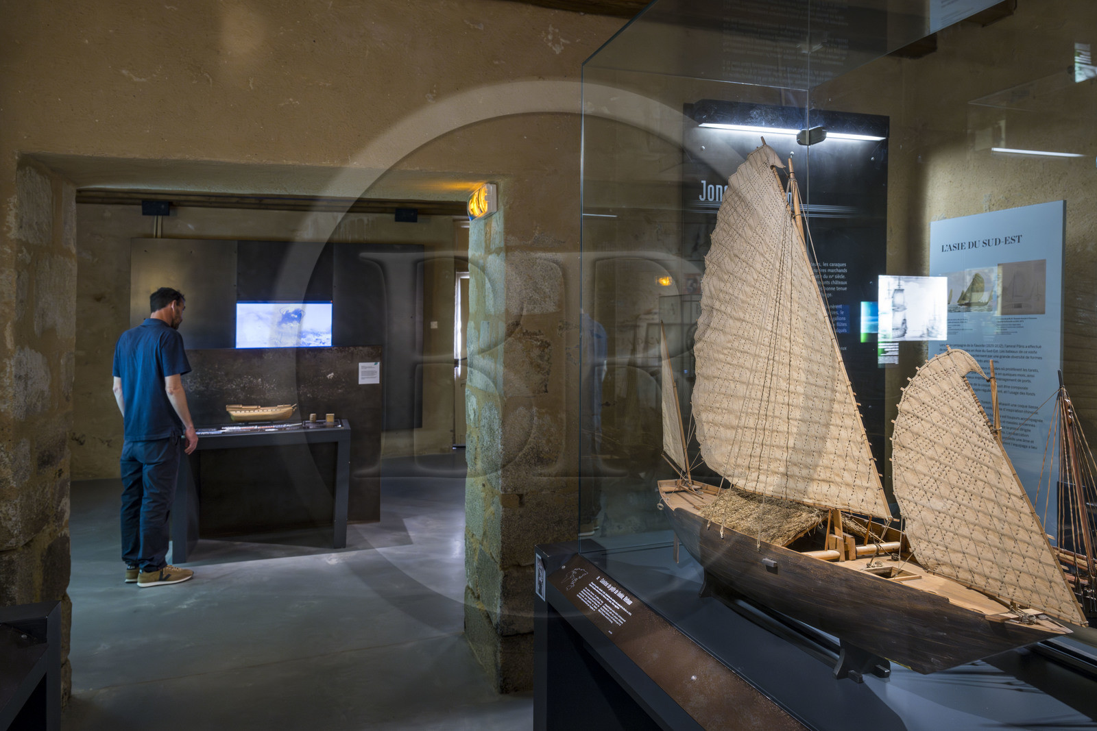 France, Morbihan (56), Port-Louis, la citadelle de Port-Louis, musée national de la Marine, partie consacrée à l'archéologie en mer, maquette d'un caboteur du golfe du Tonkin