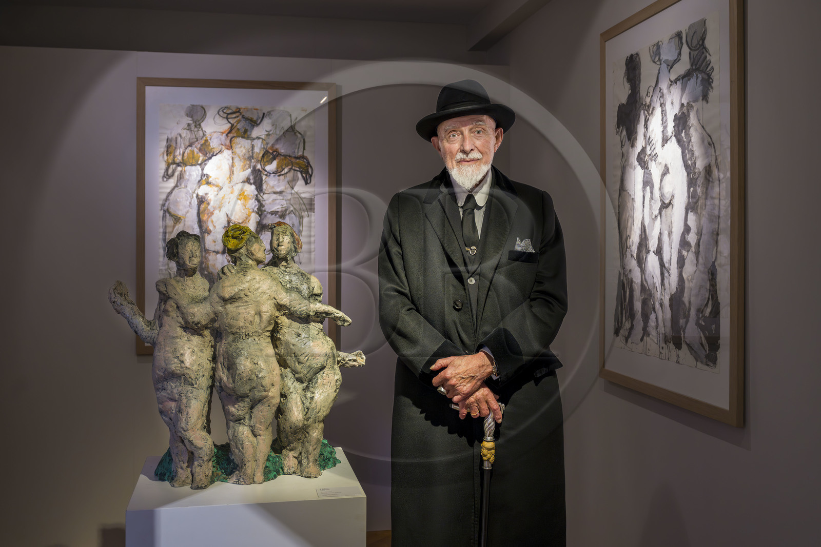 France, Paris (75), Musée Maillol, le peintre et sculpteur allemand Markus Lüpertz lors de son exposition en dialogue avec l'oeuvre d'Aristide Maillol, Les 3 Grâces (3 Grazien) 2000, bronze peint