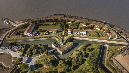 France, Charente-Maritime (17), Ile d'Aix, Fort de la Rade (vue aérienne)