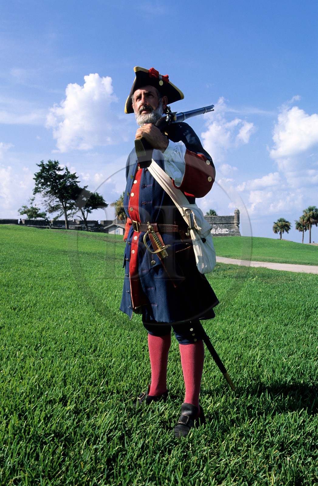 Etats-Unis, Floride, Saint Augustine, Castillo de San Marcos, garde en costume espagnol du 18è siècle