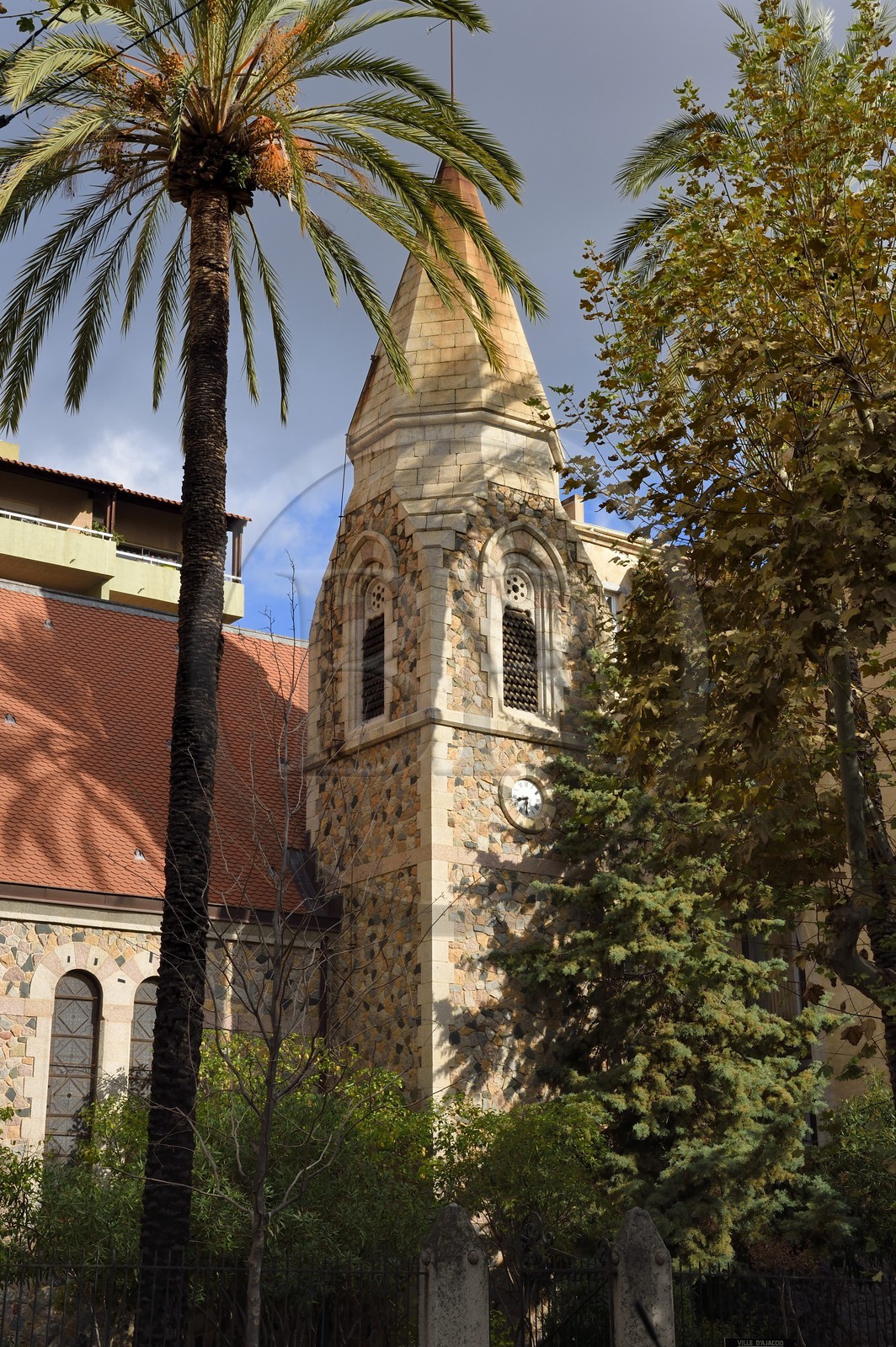 France, Corse-du-Sud (2A), Ajaccio, quartier dit des étrangers, cours Grandval, église anglicane devenue école de danse