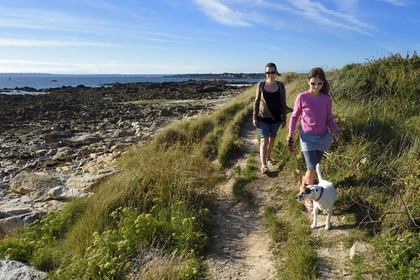 France, Finistère (29), région de Concarneau, Tregunc, bords de mer à la Pointe de la Jument