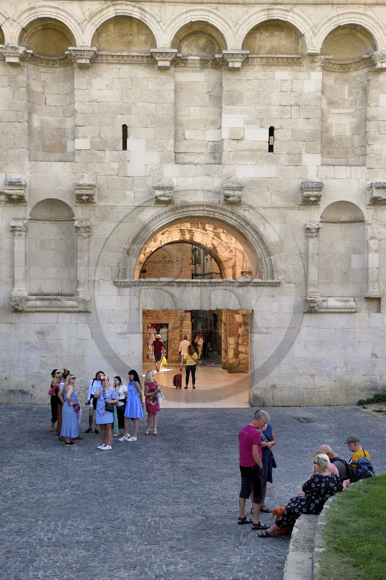 Croatie, Dalmatie, cote dalmate, Split, vieille ville romaine classée Patrimoine Mondial de l'UNESCO, la porte d'Or (Porta Aurea) au Nord du palais de Dioclétien