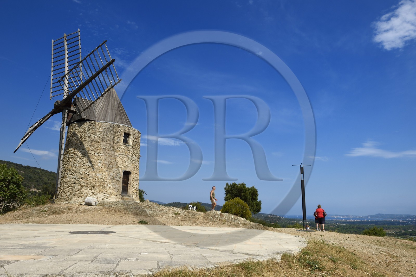 France, Var (83), Grimaud, le moulin